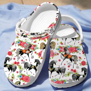 GAB2805118, Lightweight And Non-slip Floral Horse Crocs, Perfect For Outdoor Activity, Non-slip