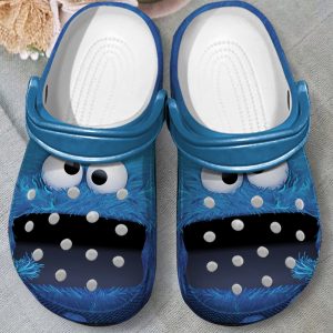 GAD0401205 Cookie Monster ads2, Crocs Water-proof And Lightweight The Muppet Cookie Monster Clogs, Fun And Safe For Outdoor Play, Blue, Water-proof