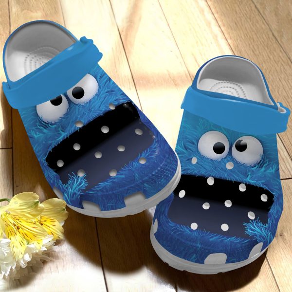 GAD0401205 Cookie Monster ads3, Crocs Water-proof And Lightweight The Muppet Cookie Monster Clogs, Fun And Safe For Outdoor Play, Blue, Water-proof