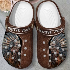 GAT2512120 asd 2, Brown Native Pride Limited Edition Crocs, Brown, Limited Edition