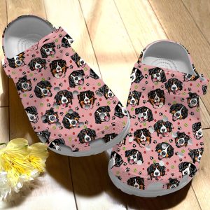 GCY1808100ch ads6, Lightweight And Non-Slip Bernese Mountain On The Pink Crocs, Perfect for Women, Easy to Buy!, Non-slip, Pink