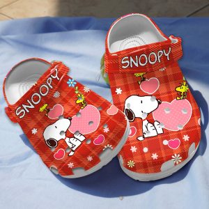 GSU1505353 mockup 1, Love Snoopy And Woodstock Floral 3d Printed Crocs, 3d Printed