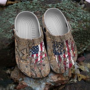 GTS1012105 ads2, Lightweight Non-slip And Breathable Deer Hunting Crocs, Fun and Safe for Outdoor Play!, Breathable, Non-slip, Outdoor