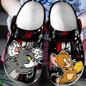 Tom and Jerry black Crocband Clo removepics 1