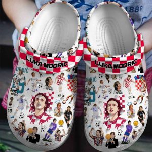 image 137 1 2, For Football Fans, Classic Stylish And Good-looking Luka Modric With Croatia Flag Crocs, Safe for Outdoor Play!, Classic, Good-looking, Stylish