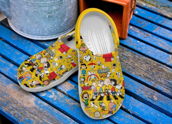 image 5 2, New Design Cartoon Peanuts Snoopy Crocs, Soft And Lightweight Clogs For Outdoor Activity, New Design, Outdoor, Soft