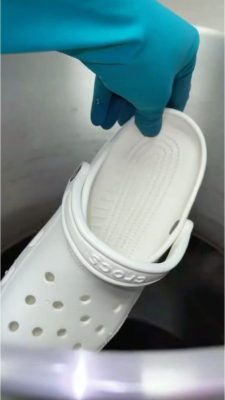 How to clean white Crocs